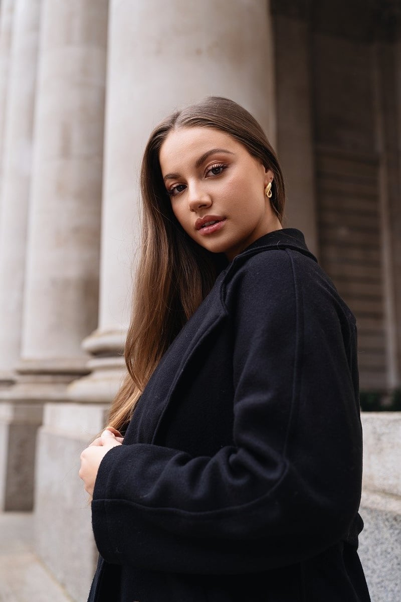 Minimalist Elegance